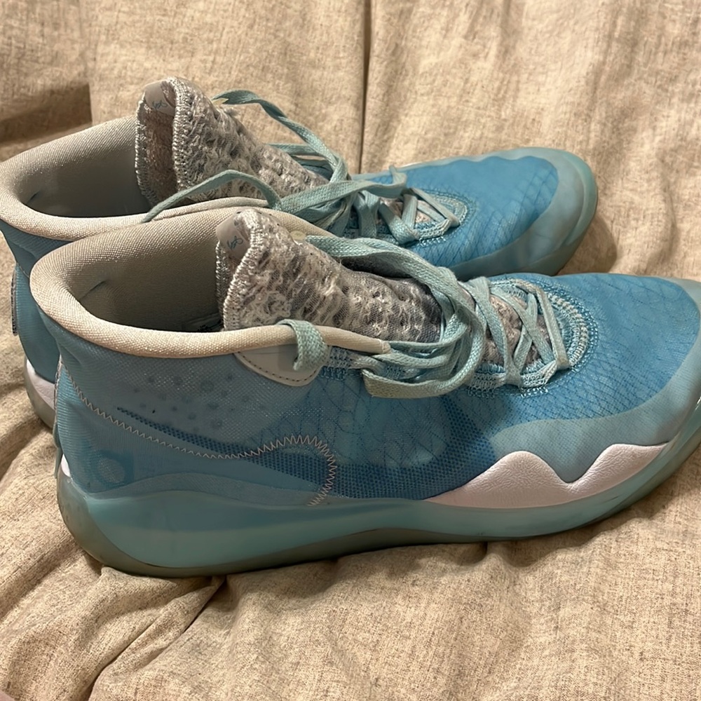 Men Nike Basketball Shoes
